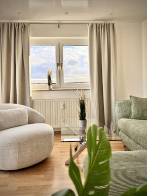 Penthouse Wolkenplatz 55 qm -- große Dachterrasse, kostenfrei Garage und WLAN, EBK, Smart TV, Haltestelle Stadtbahn 100 Meter -- perfekt für Geschäftsreisende und Familien